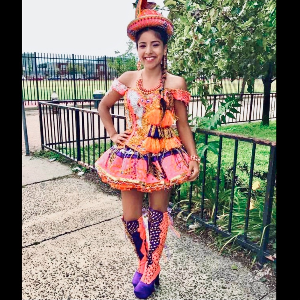 Bolivian Morenada dance dress complete set